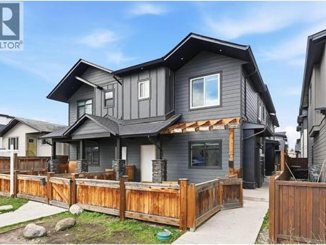 722 Coopland Crescent Unit# 4, Kelowna, BC, V1Y 2V1 house for sale | Listing ID 10378 | Royal LePage