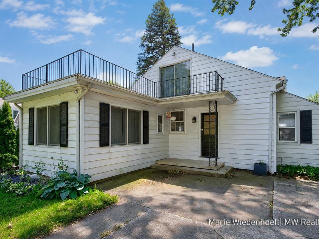 722 Lake Street