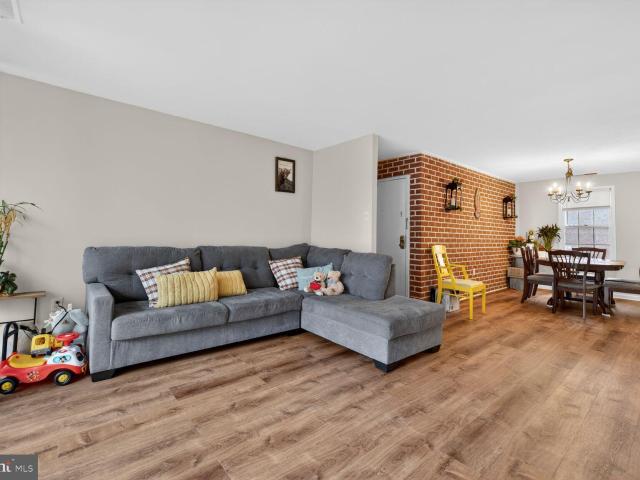 722 Quince Orchard Blvd, Unit 101, Gaithersburg, MD 20878 | MLS #MDMC2219