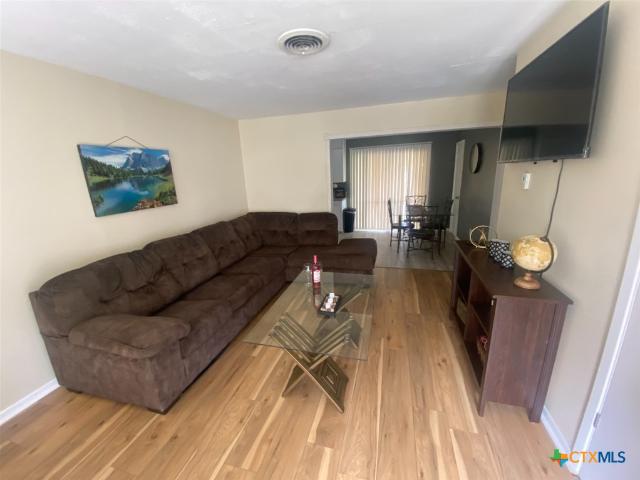 722 W Ave E, Copperas Cove, TX 76522 | MLS #574987
