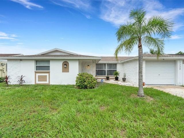 7234 Oakshire Dr, Port Richey, FL 34668