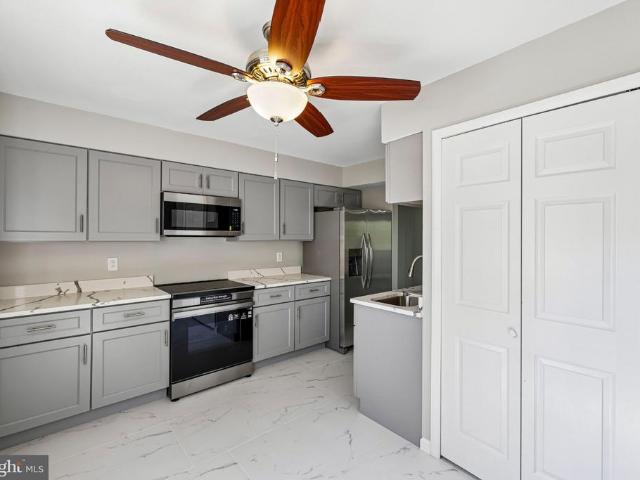 7235 Talisman Lane