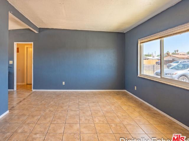 72377 Nicolson Drive