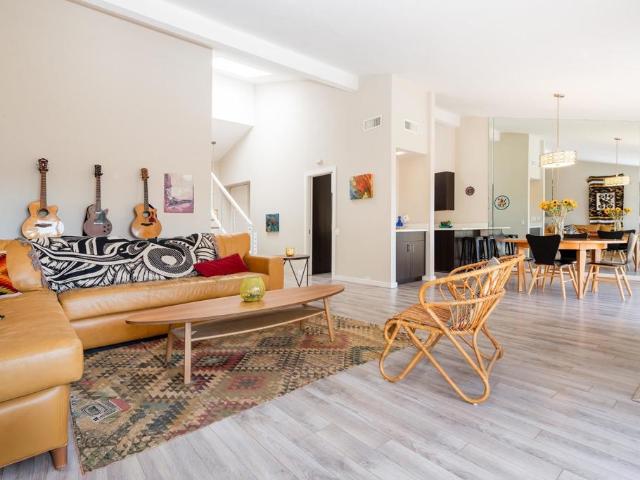 7237 Plaza De La Costa