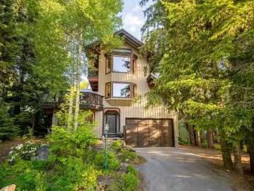 7231 Fitzsimmons Road N, Whistler, BC, V8E 0E3 house for sal.
