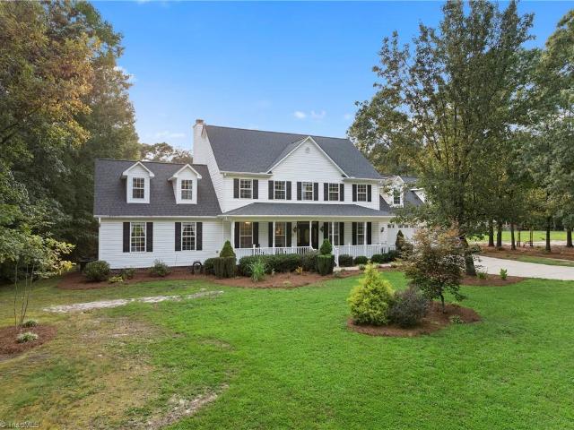 7233 Ridge Road