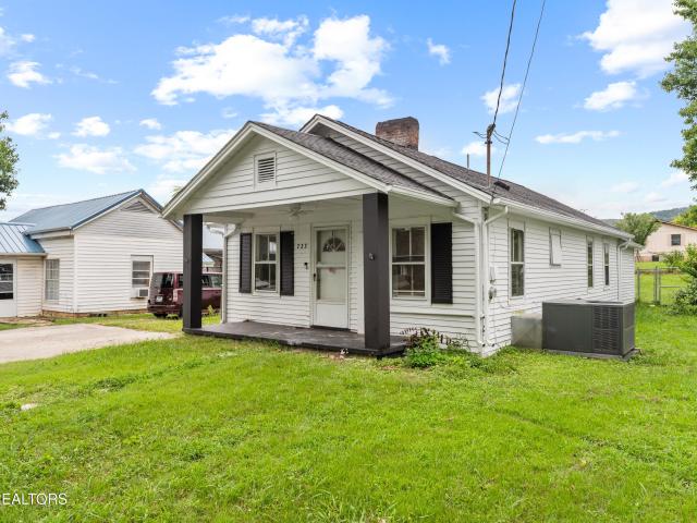 723 N Kingston Ave