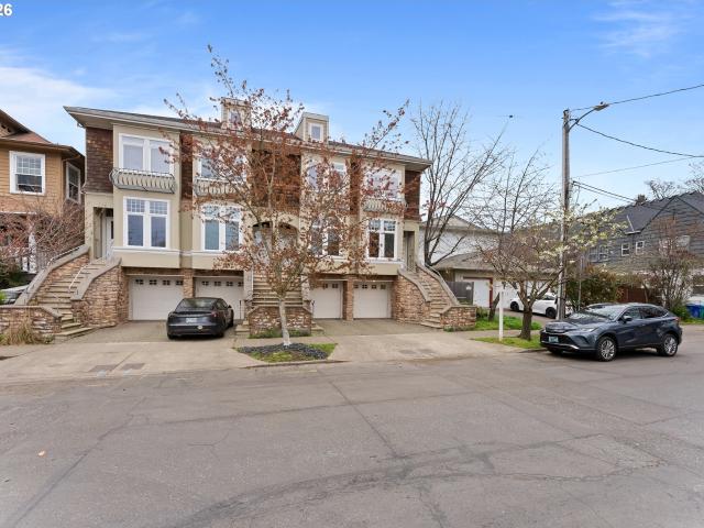 723 NE Tillamook St, Portland, OR 97212 | MLS #254191