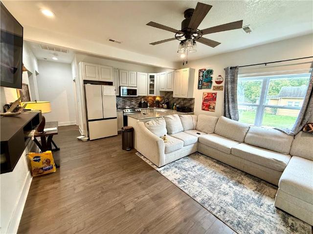 723 S 18th Street