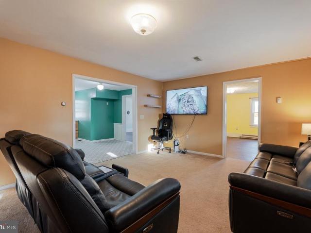 723 Sedwick Road