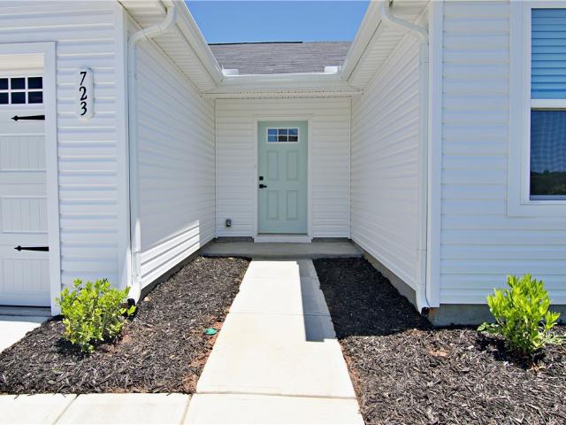 723 Peridot Way