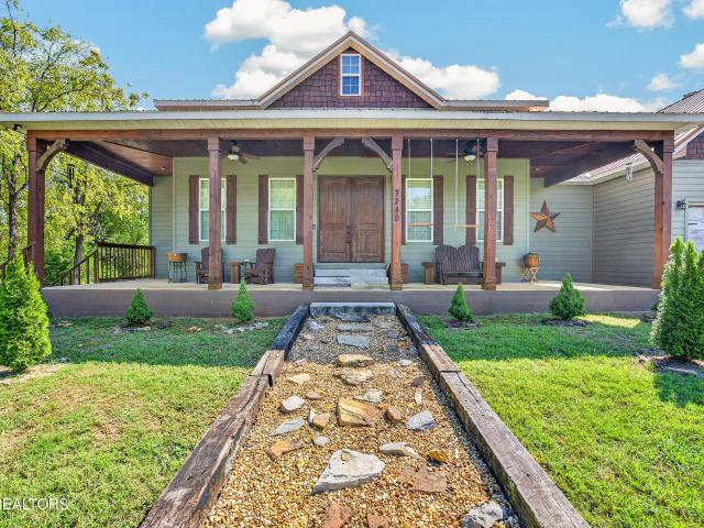 7240 Hook Ridge Rd