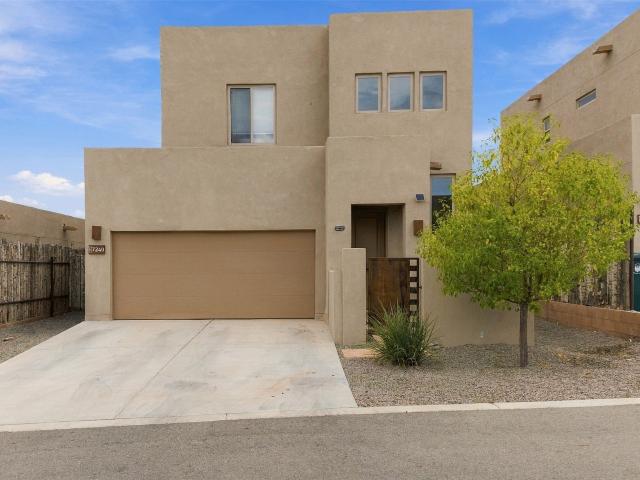 7240 Vista Serena Loop