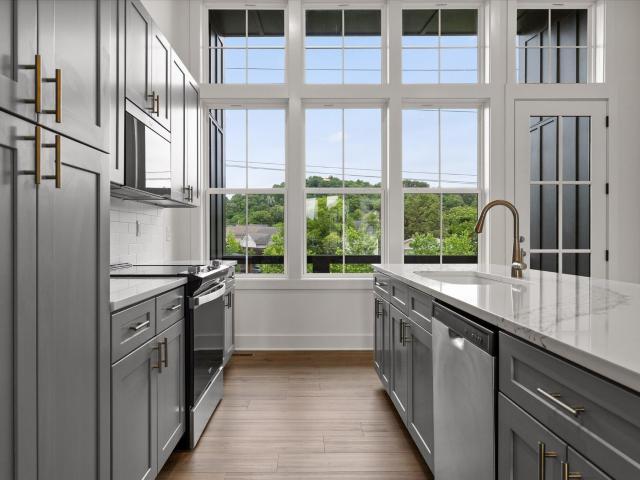 724 Belletrace Circle # 137