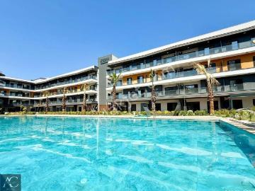 7/24 Güvenlık havuz kapalı Otopark doğalgazlı Sıte Icerısınde sosyal Donanımlı Kiralık Düx Daire