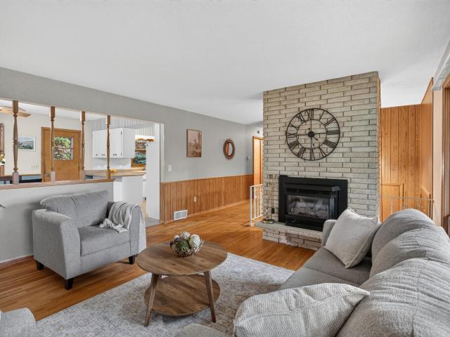 724 E 152nd Street
