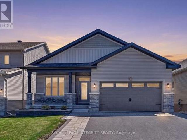 724 Parade Drive, Ottawa, ON, K2S 0Z4 house for sale | Listing ID X13715 | Royal LePage