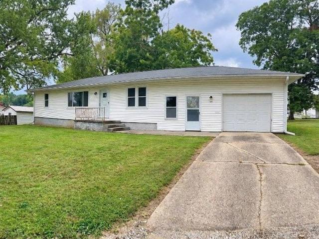 724 Prospect St, Pittsfield, IL 62363