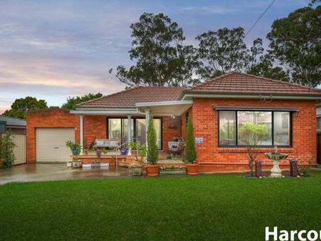 724m2 Block Walk to Station