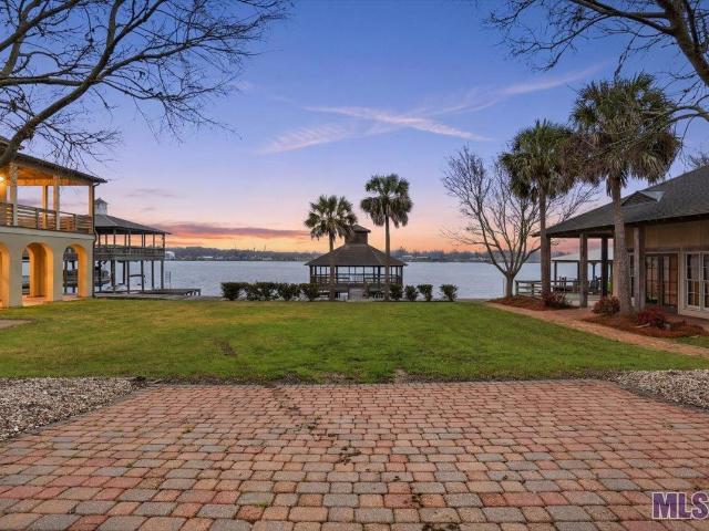 7250 Scappare Dr, Oscar, LA 70762 | MLS #BR2026003