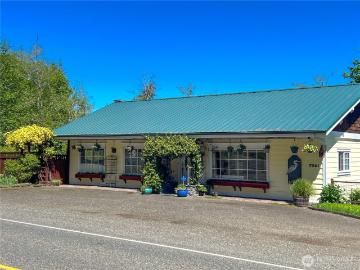 7251 Oak Bay Rd, Port Ludlow, WA 98365 | MLS #2316