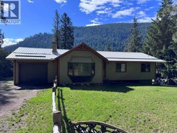 725 3 Highway, Cascade, BC, V0H 1E0 house for sale | Listing ID 10392 | Royal LePage