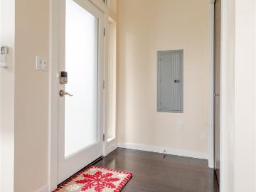 725 17th Ave, Unit A, Seattle, WA 98122 | MLS #2490