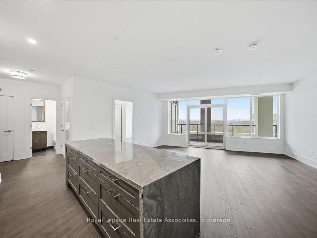 725 259 The Kingsway, Etobicoke | Leased, W12697 | Condos. Ca