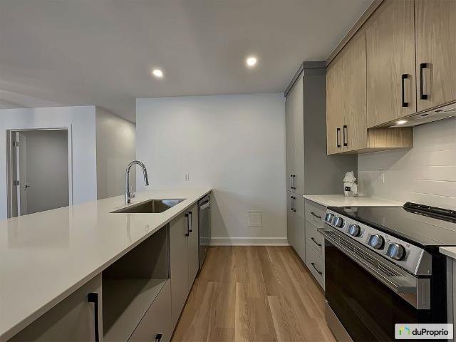 725 735, rue de Maisonneuve, St Jérôme St Jérôme à louer
