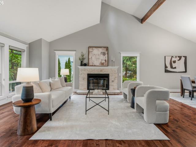 725 carrera ln