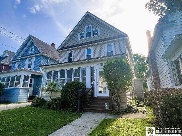725 Deer Street