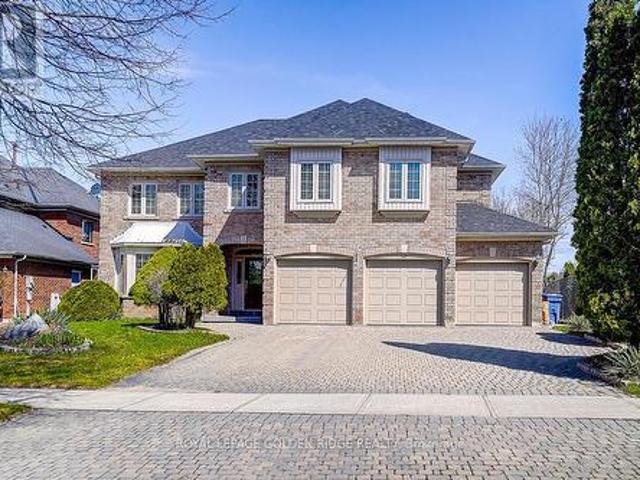 725 Exceller Circle, Newmarket, ON, L3X 1P4 house for sale | Listing ID N13642 | Royal LePage