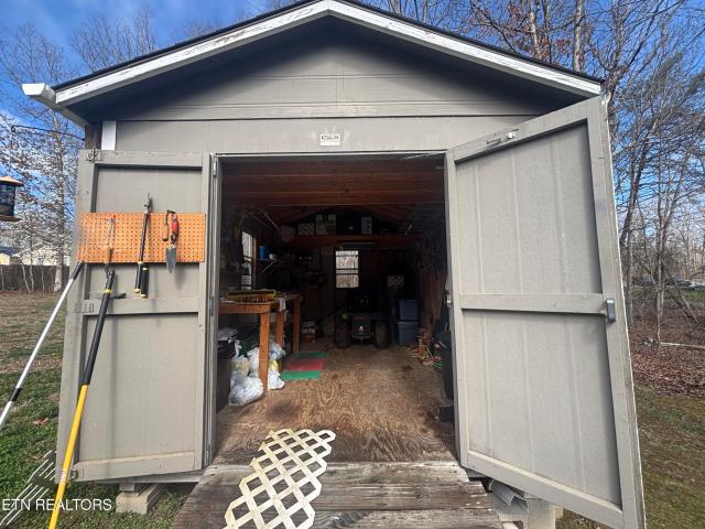 725 Oneida Lane
