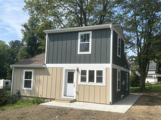 725 N Paw Street