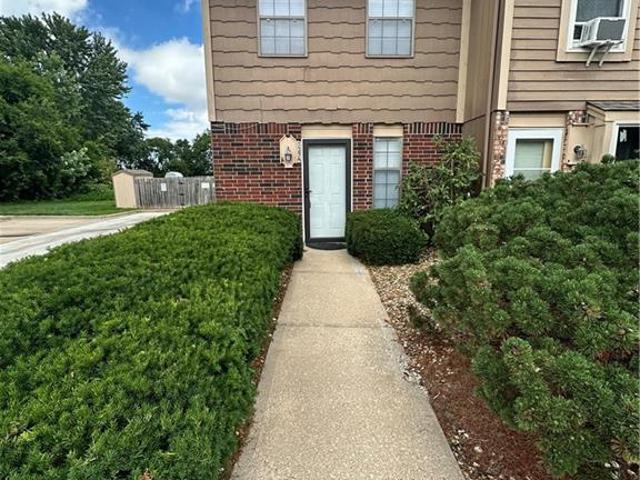725 SW Liggett Road # A