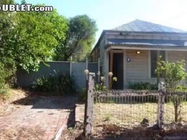 725 Room for rent in Melbourne
