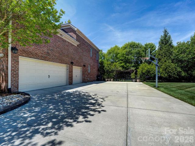 725 Wild Berry Court