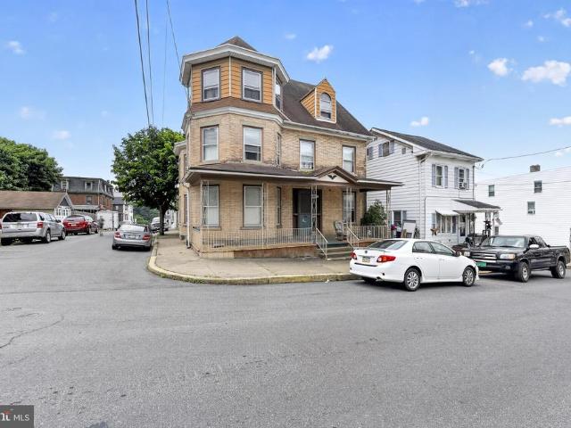 726 E Dewart Street