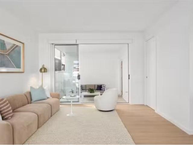 7/26 Peterborough Avenue, Lake Illawarra Townhouse for rent L.