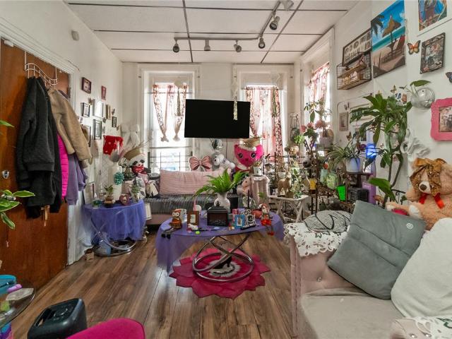 726 W Turner Street