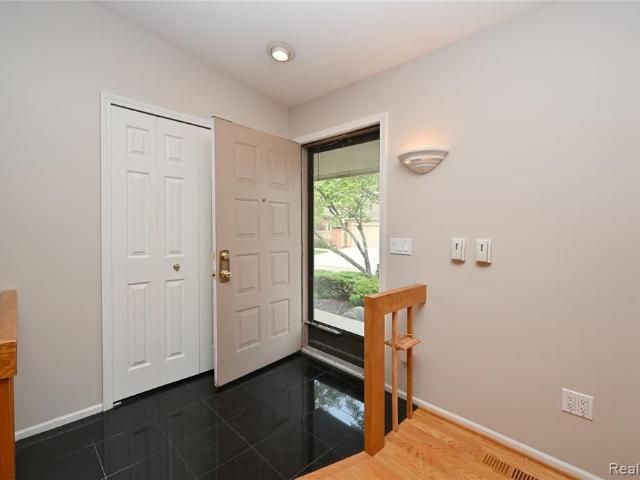 7274 Westchester Road # 8
