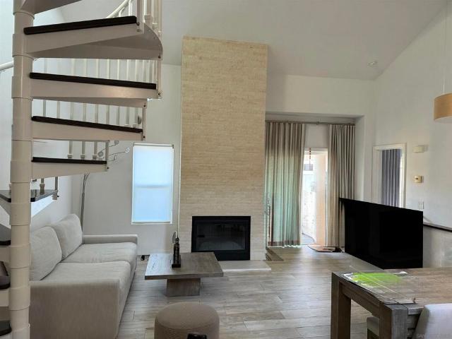 7275 Calabria Court 66