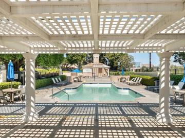 7275 Calabria Court 70