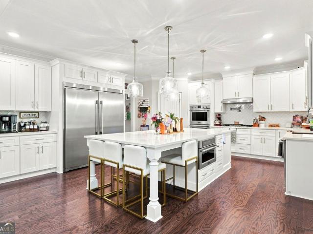 7271 Bluewater Lane