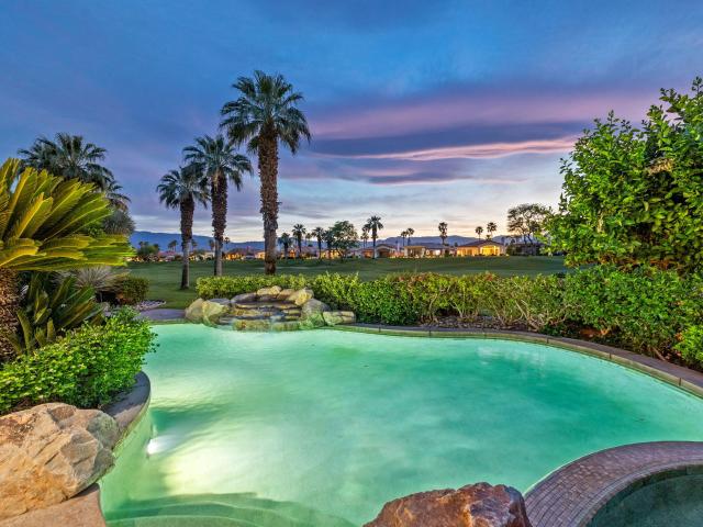 727 Arrowhead Dr, Palm Desert, CA 92211 | MLS #219145