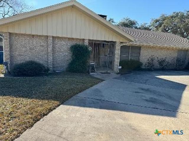 727 Brookhollow Dr, Port Lavaca, TX 77979 | MLS #568637