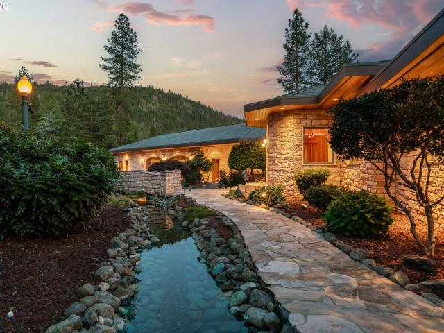 727 earhart rd
