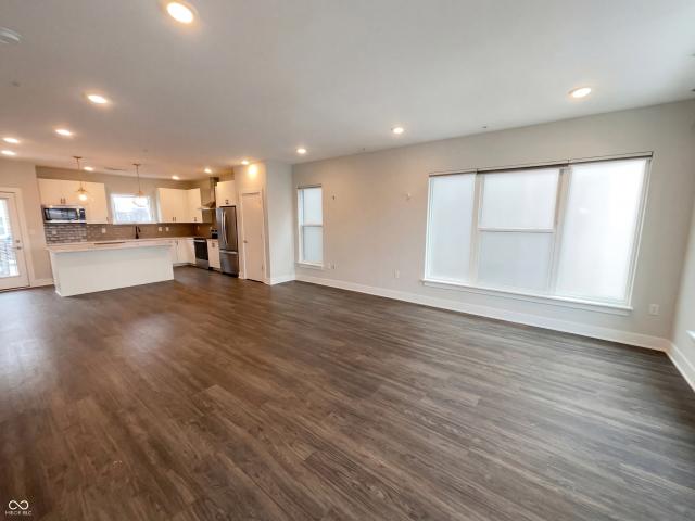 727 N Illinois Street # UNIT 208