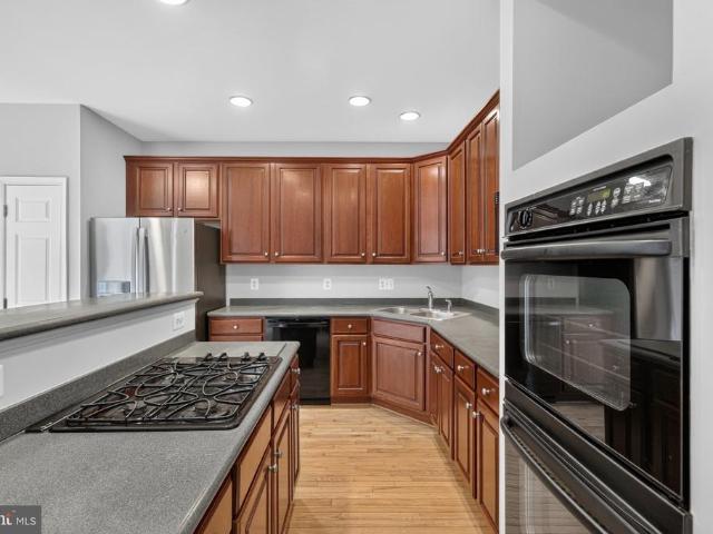 7287 John Ryland Way