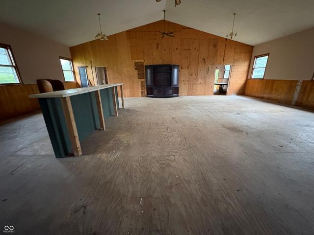 7289 S County Road 445 W